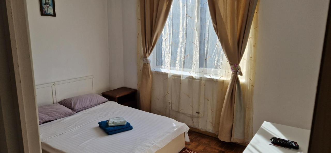 Two Rooms Central 布加勒斯特 外观 照片
