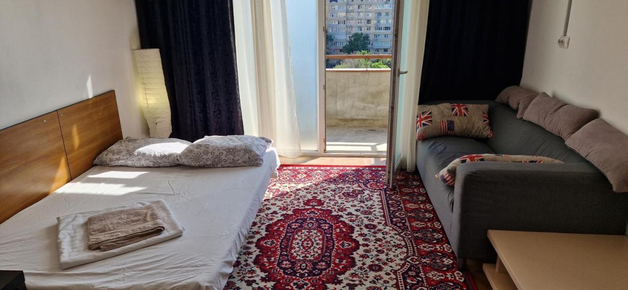 Two Rooms Central 布加勒斯特 外观 照片